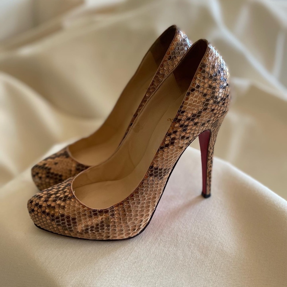 Christian Louboutin "Rolando" Snakeskin Pumps, size 38.5 (fits a 7.5/8)